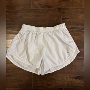 Women’s Nike White Atheltic Shorts XL